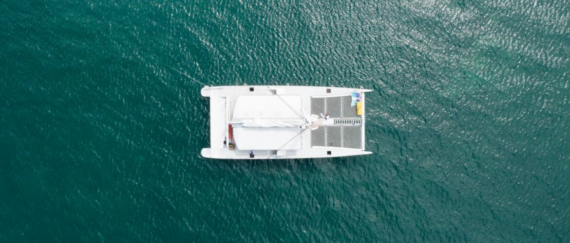 catamaran 1